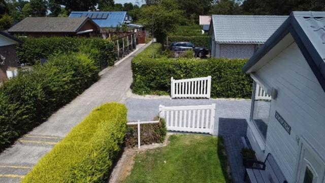Bungalow Scheldezicht In Zeeland Dicht Bij Zee Scherpenisse Exteriér fotografie